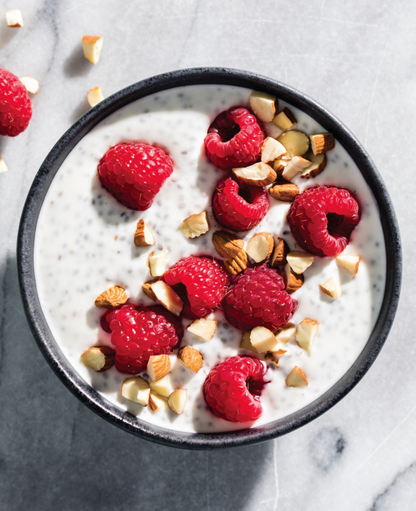 OVERNIGHT CHIA PUDDING WITH RASPBERRIES AND ALMONDS