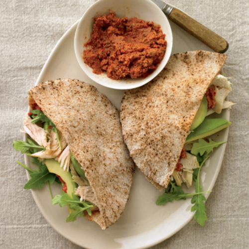 Chicken Pitas With Tomato Spread